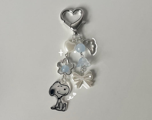 snoopy angelic blue tulip keychain <3